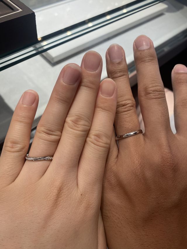 ペアでつけるとこんな感じです。