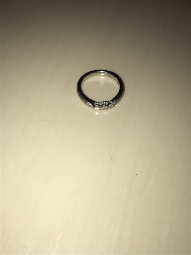 中に結婚した日にちが入ってます。