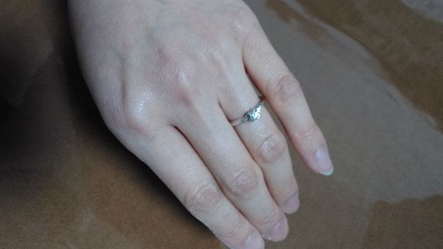 ことのはの婚約指輪です