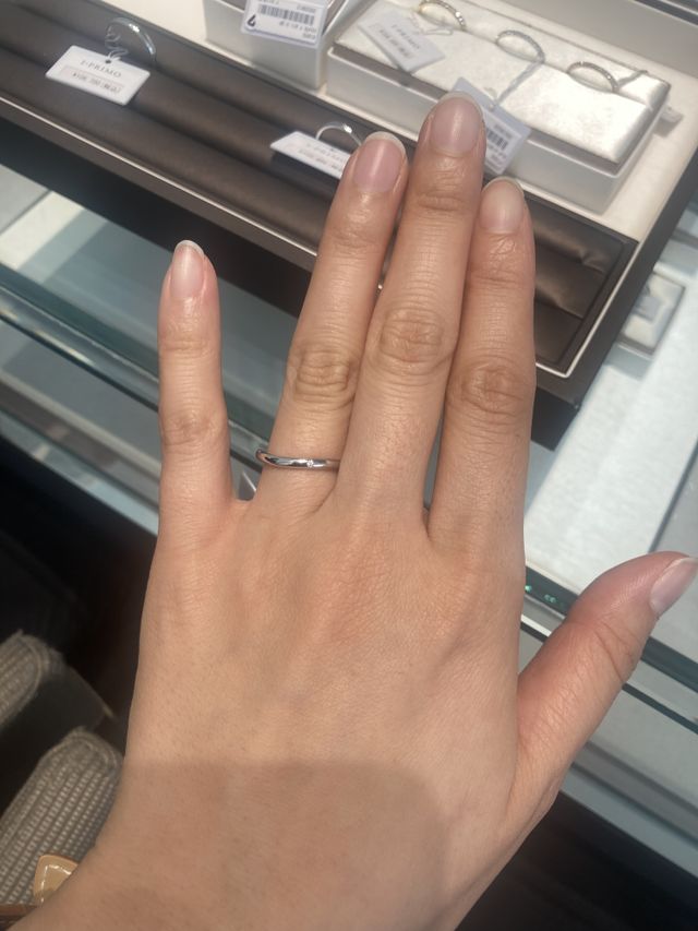 飽きのこないシンプルかつ、自然体で付けられる指輪！