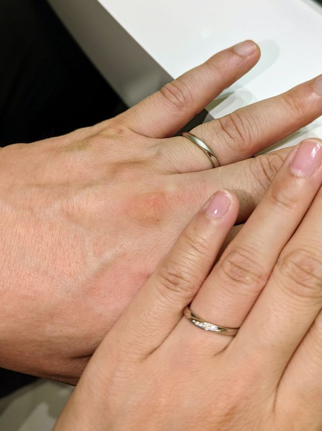 受け取りの際、記念に二人で写真を撮りました！！