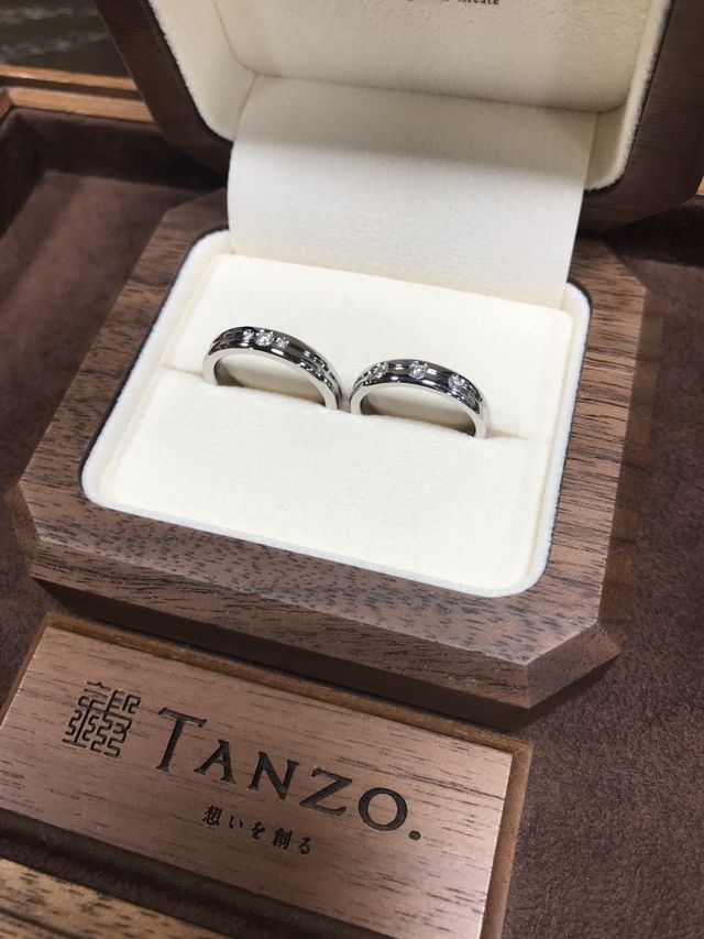 ダイヤを入れても普段使いに気にならないようにデザインしました