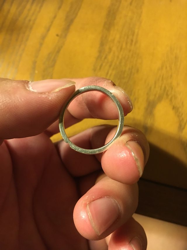 仕事上歪んでしまいましたが、外したくないと思えます