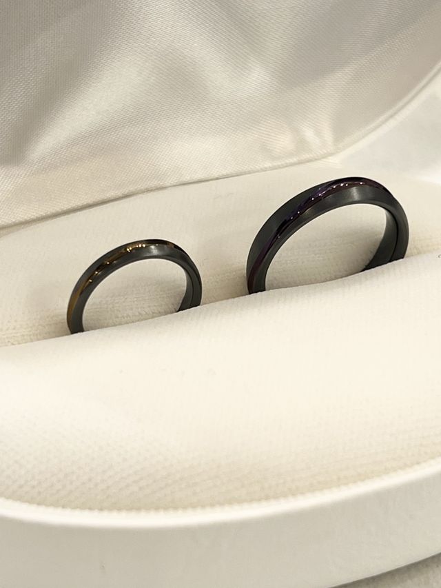 他の人とは被らない黒色！
オススメです♪