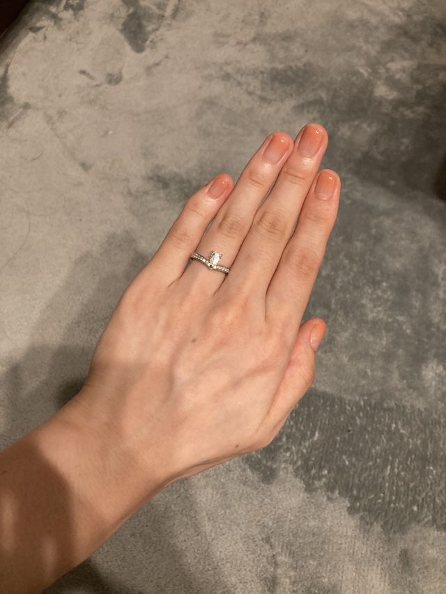 大きいダイヤですが上品です