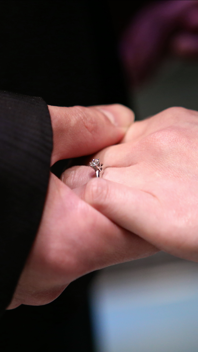 プロポーズ時にカメラマンさんに撮っていただいた写真です