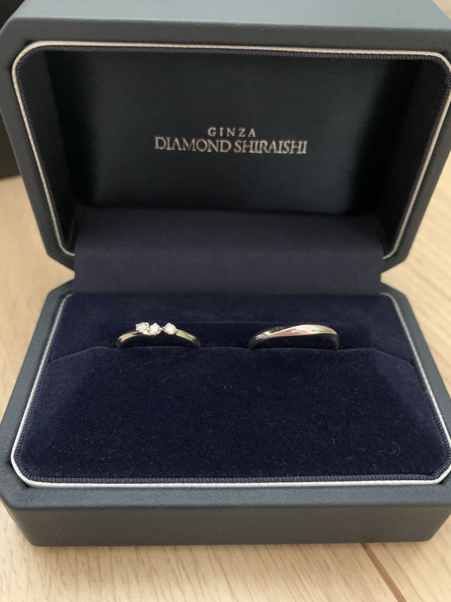 左が女性用、右が男性用です。デザインは別々にしました。