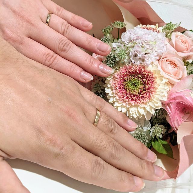 担当者さんからいただいたお花と一緒に。