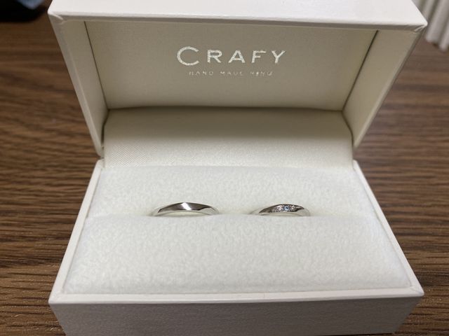 右が女性用で左が男性用。どちらもメビウスのデザインです。