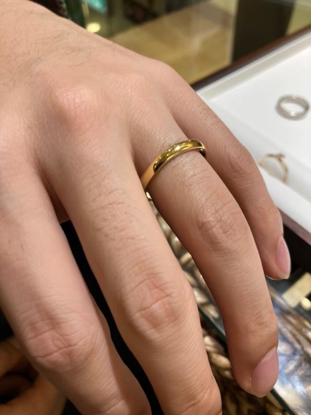 新郎の結婚指輪