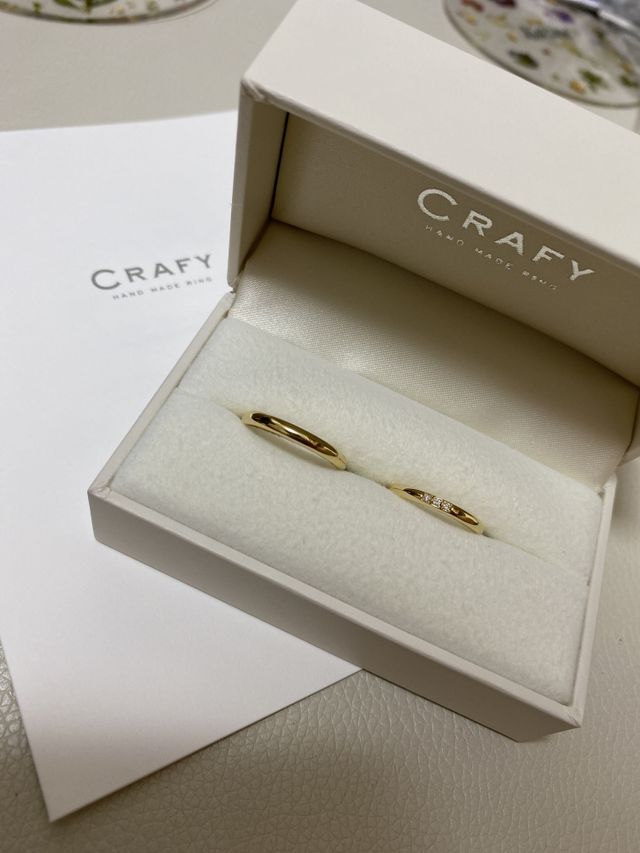 自分たちらしいシンプルな指輪