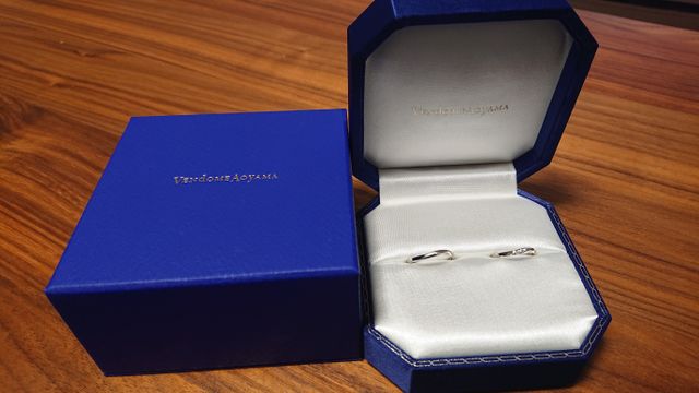 指が綺麗に見えるデザインが気に入りこちらを購入しました！