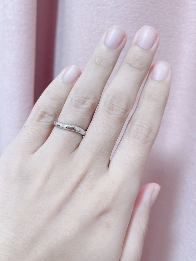 変形しているようなデザインでとても素敵です。