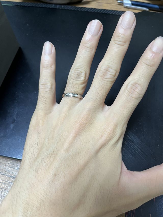 シンプルながら、さりげなくデザインも入っているところが良い