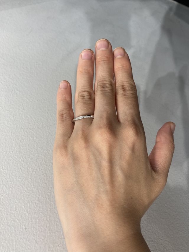 上からも下からもダイヤモンドが見えるところに惹かれました。