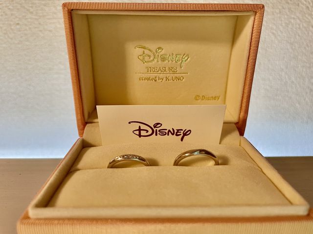ディズニーデザインの指輪を購入したときのボックスです。