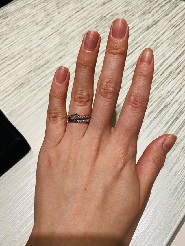 華やか印象のリング組合せ