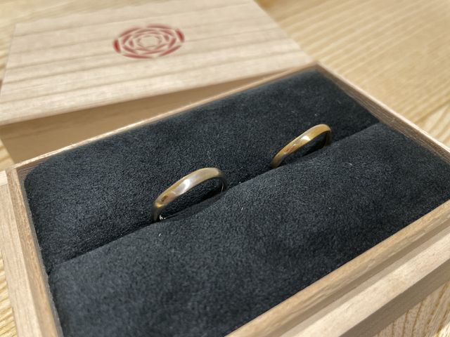 マットとツヤをそれぞれ選び、色味等もこだわれました。