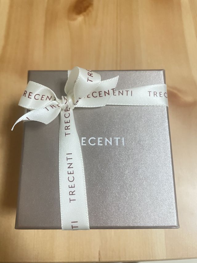 受け取る際に、店頭で2人の写真も撮ってしてくれました。