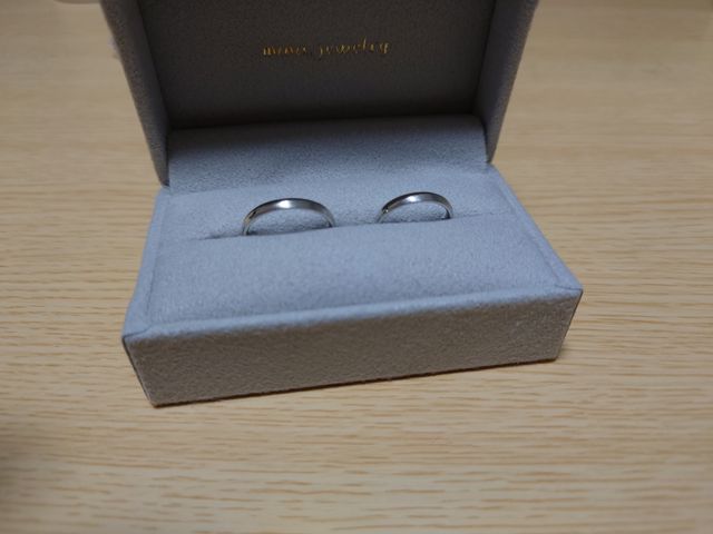 左が14号、右が7号です。デザインは2つとも同じです。