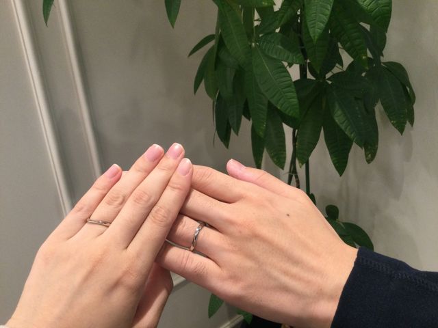 シンプルでお花をモチーフにしたブランドは素敵で気に入りました