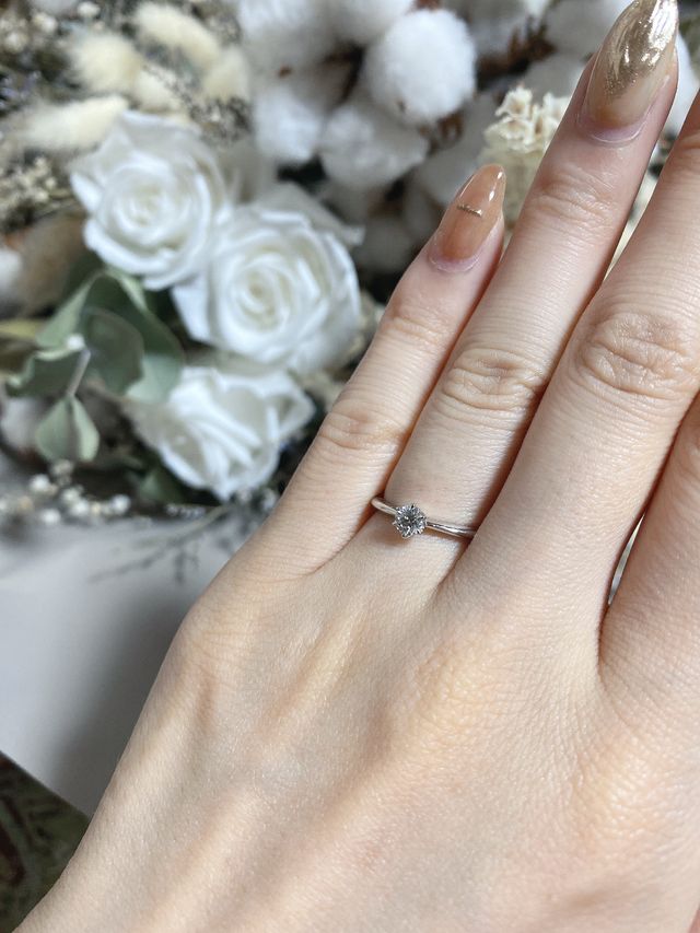 普段使いしやすいシンプルなデザインを選んで気に入ってます。