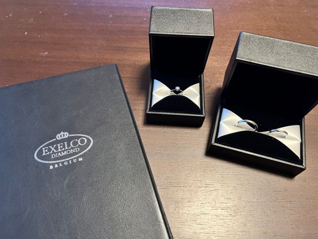 セットリングを受け取り後、自宅にて撮影