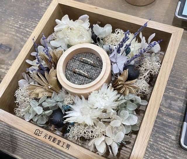 箱は可愛く用意してくださりました。