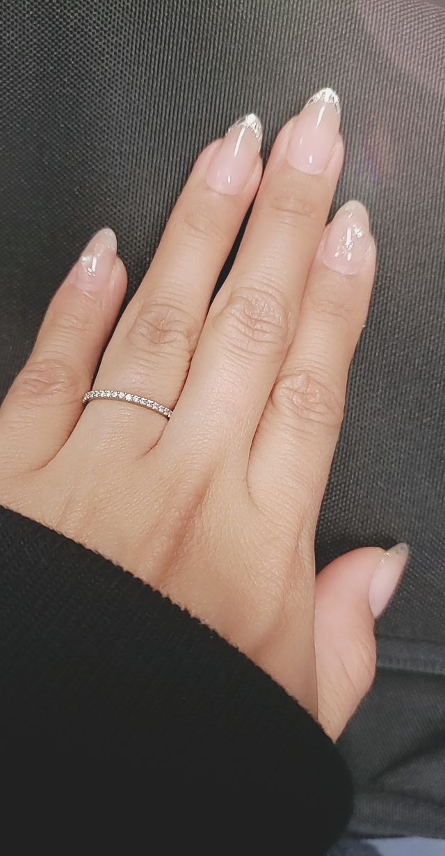 細いので華奢に見えます