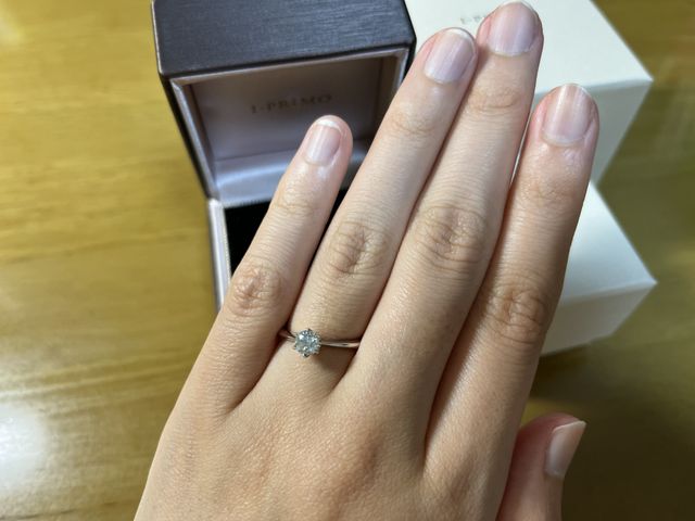 付け心地がとても自然で、違和感がないです。