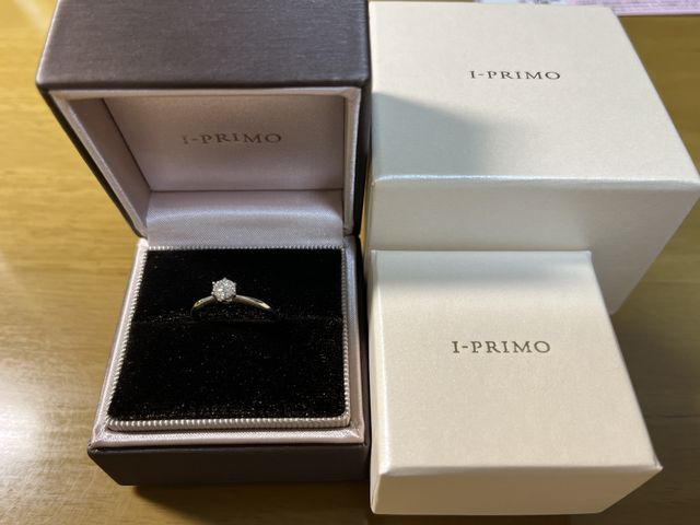 通常のBOX＋持ち運びに適した小さめのBOXも。