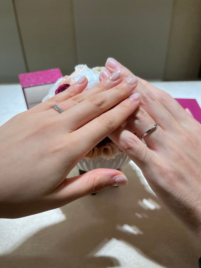 2人ともフェディのカーブしているデザインです