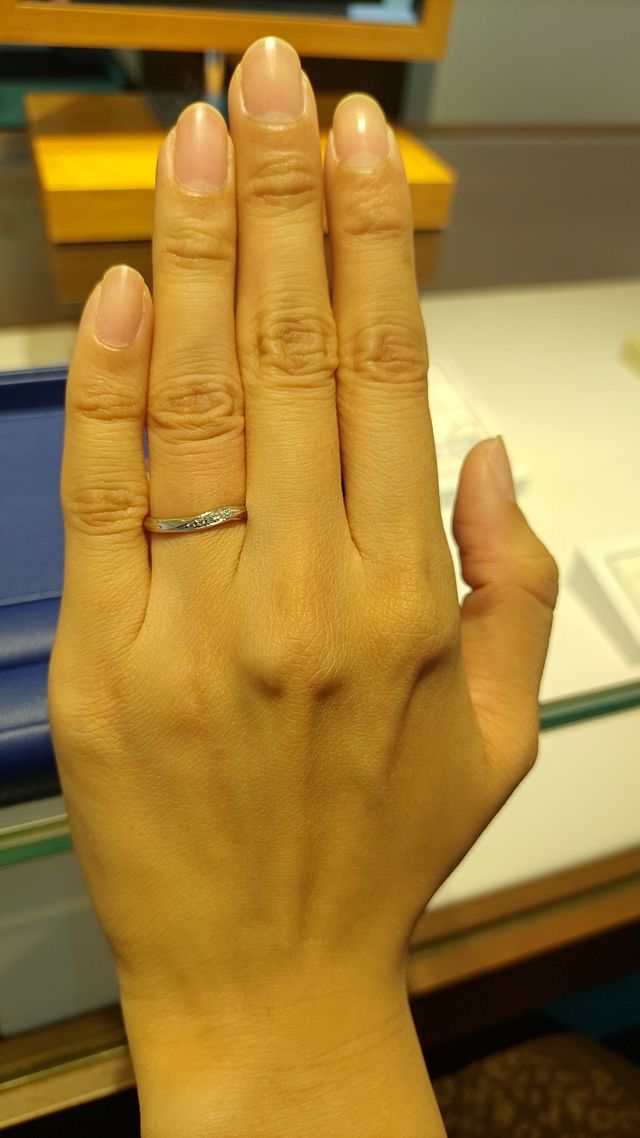 クレール(女性用)を試着した写真です。