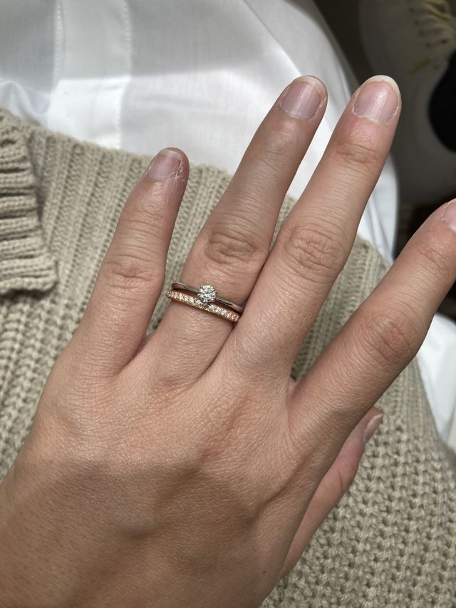 婚約指輪と結婚指輪の重ねづけ