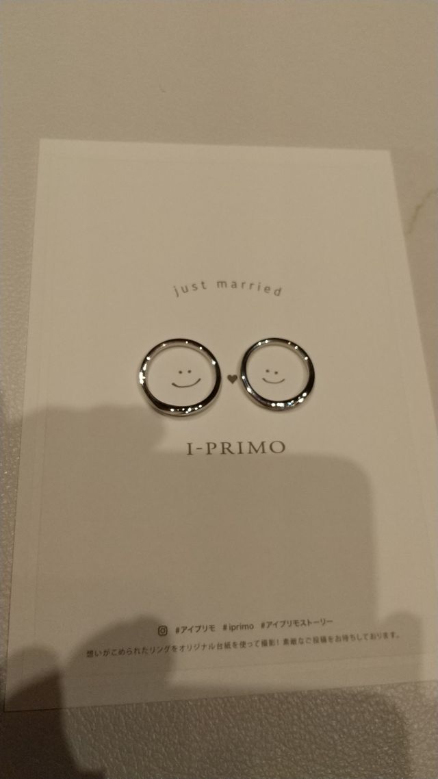 完成した指輪を受取りに行った際に撮りました。綺麗で嬉しいです