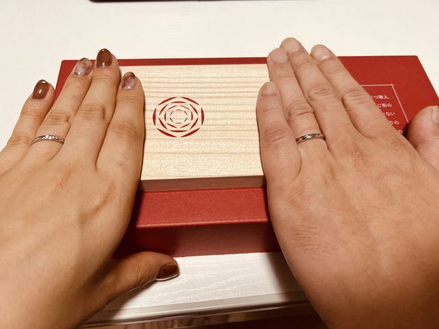 届いてすぐ出雲結のロゴと撮りたくてこのアングルで撮りました！