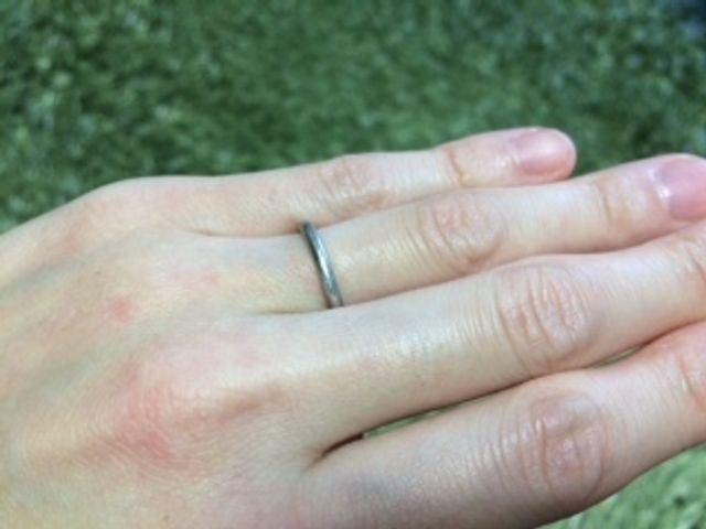 一番シンプルで、強調しすぎない細めのタイプを選びました。