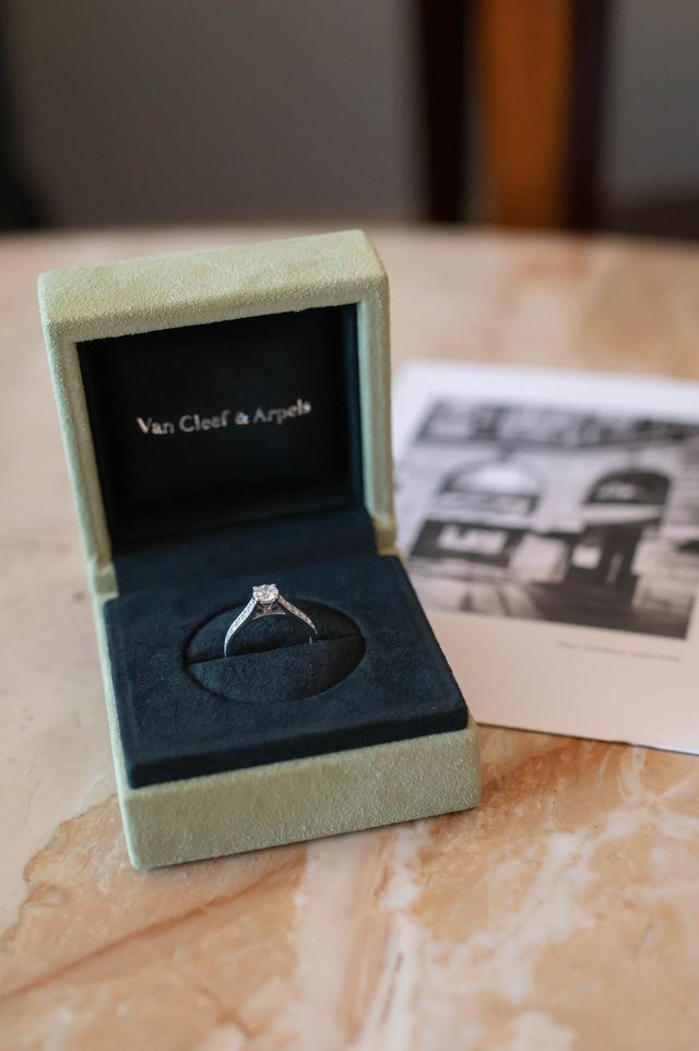 ロマンス　0.4カラット