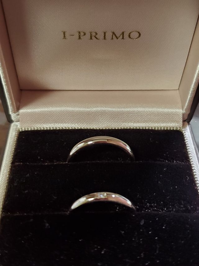 普段から指輪を着けないので、迷いましたが記念に購入しました。