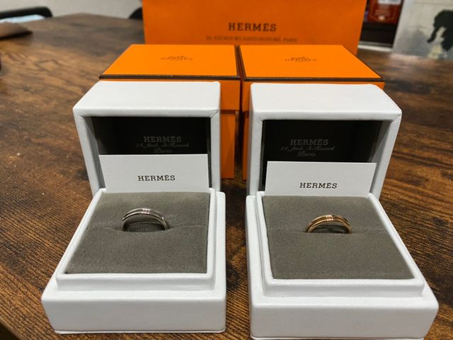 夫婦色違いで購入しました。