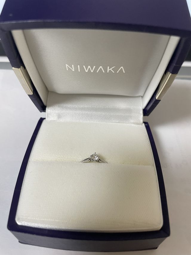 ボックスオープン時の写真になります。