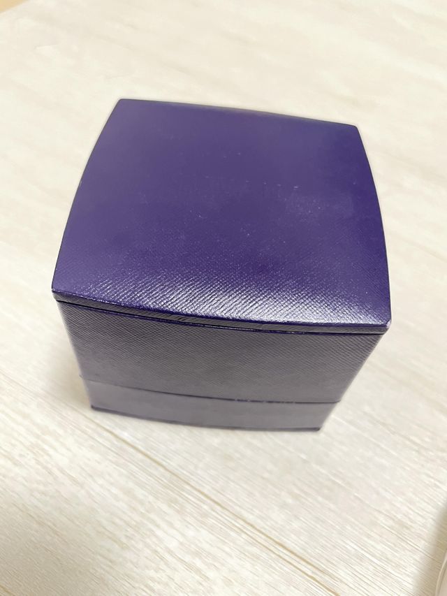 ボックスの写真になります。