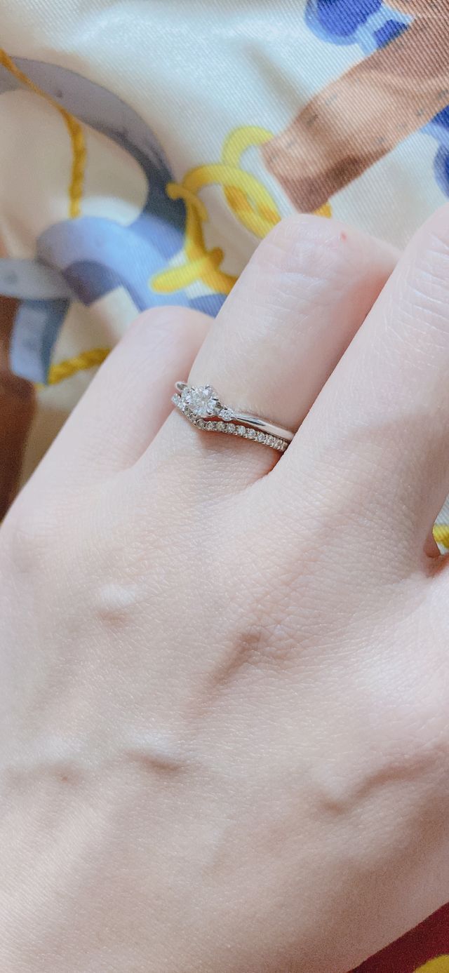 重ねて付けた場合の着用写真です