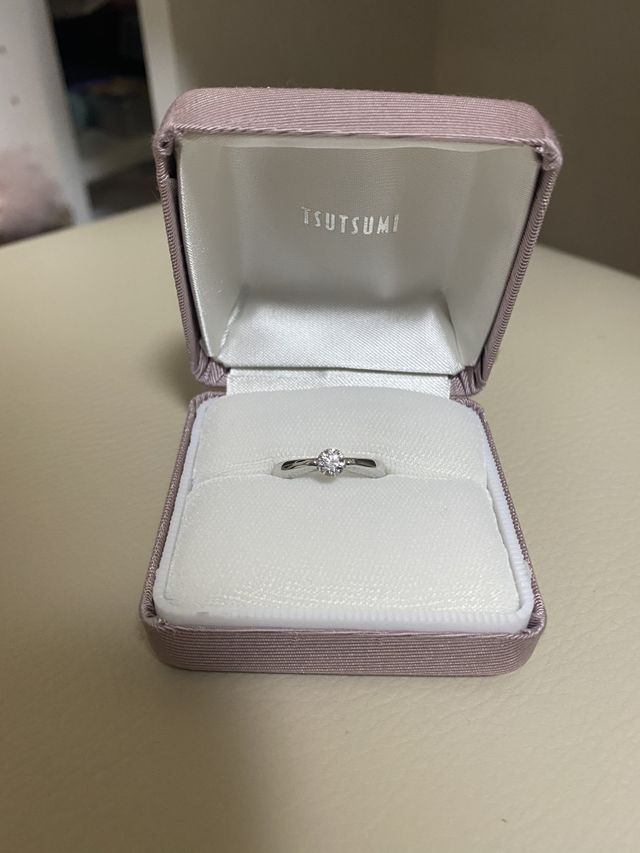 可愛らしいピンクのボックスにいれてくださいました