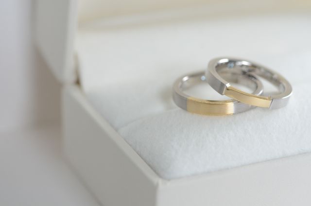 自分達でデザインしたので愛着がある指輪です