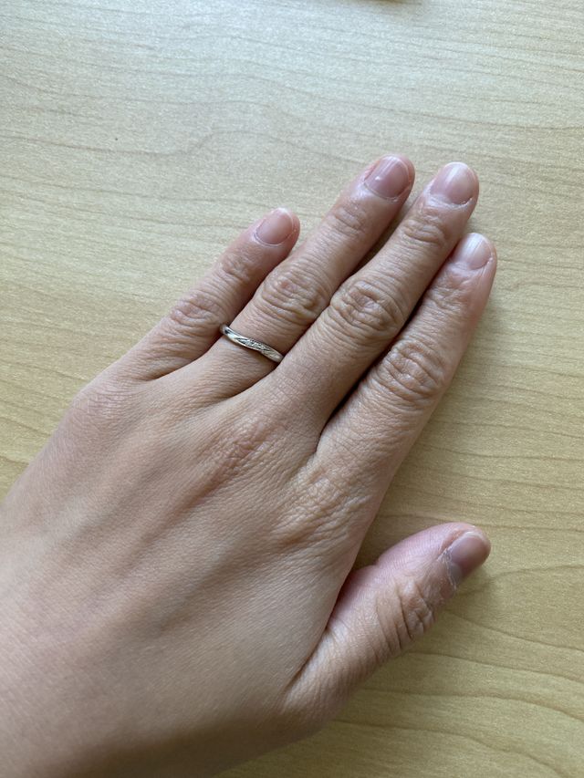 柔らかみがあるので、つけ心地がとても良いです。