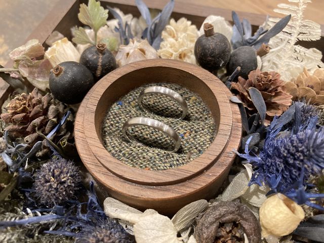 甲丸のヘアライン仕上げ