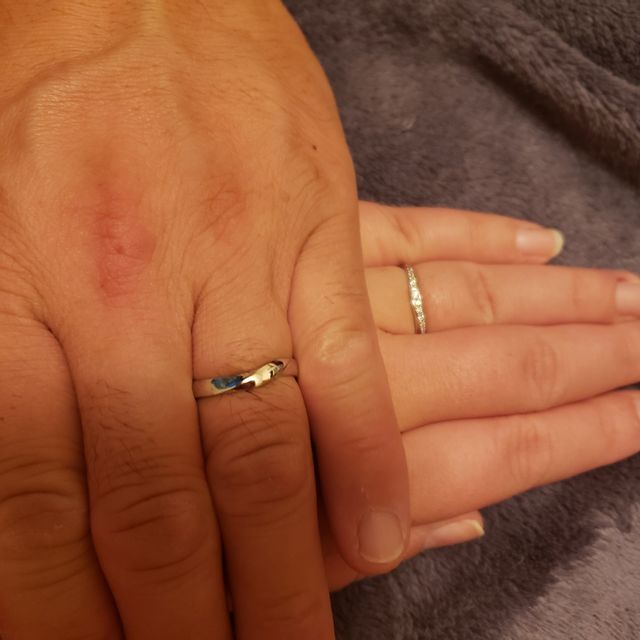 シンプルでとてもかわいいです華やかさもあってお気に入りです