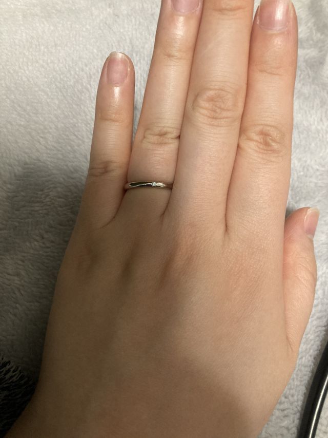 シンプルで着け心地もよく、大変気に入っております。