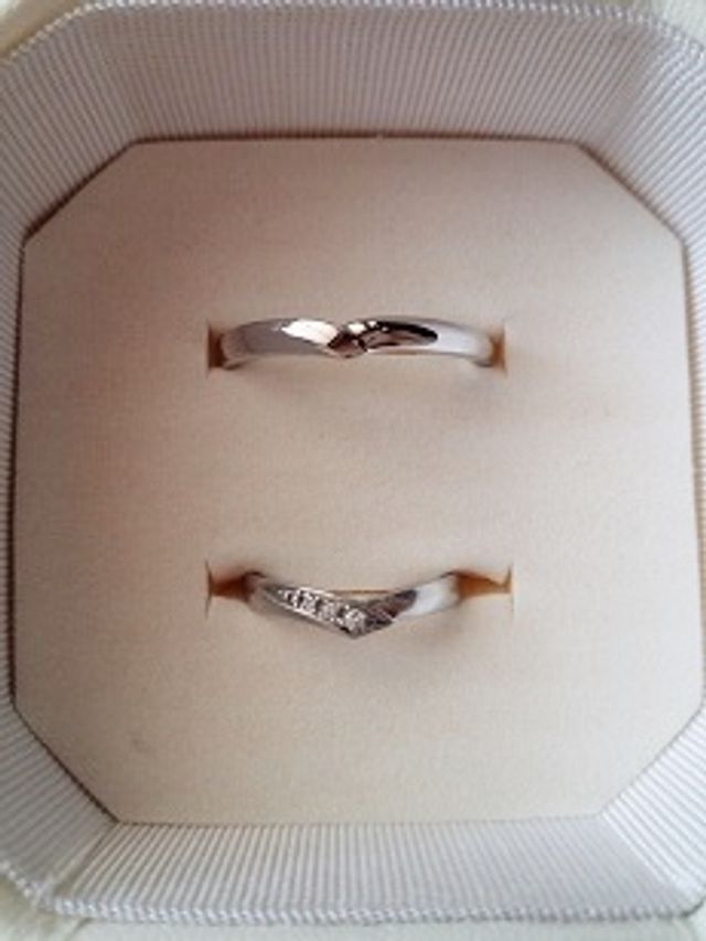 2人で決めた結婚指輪です。